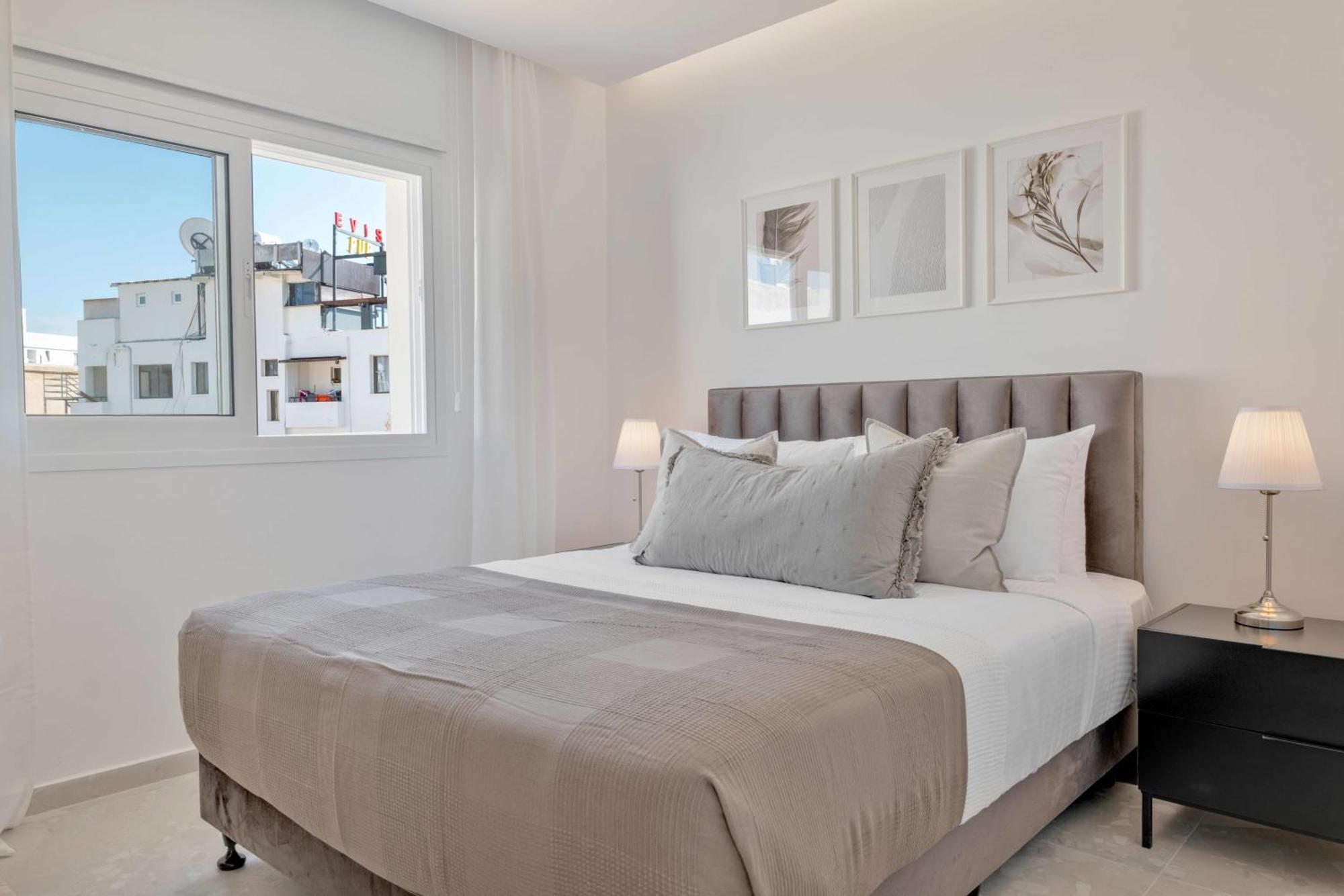 Phaedrus Living: Seaview Luxury Flat Limnaria 150 Apartment Пафос Екстериор снимка