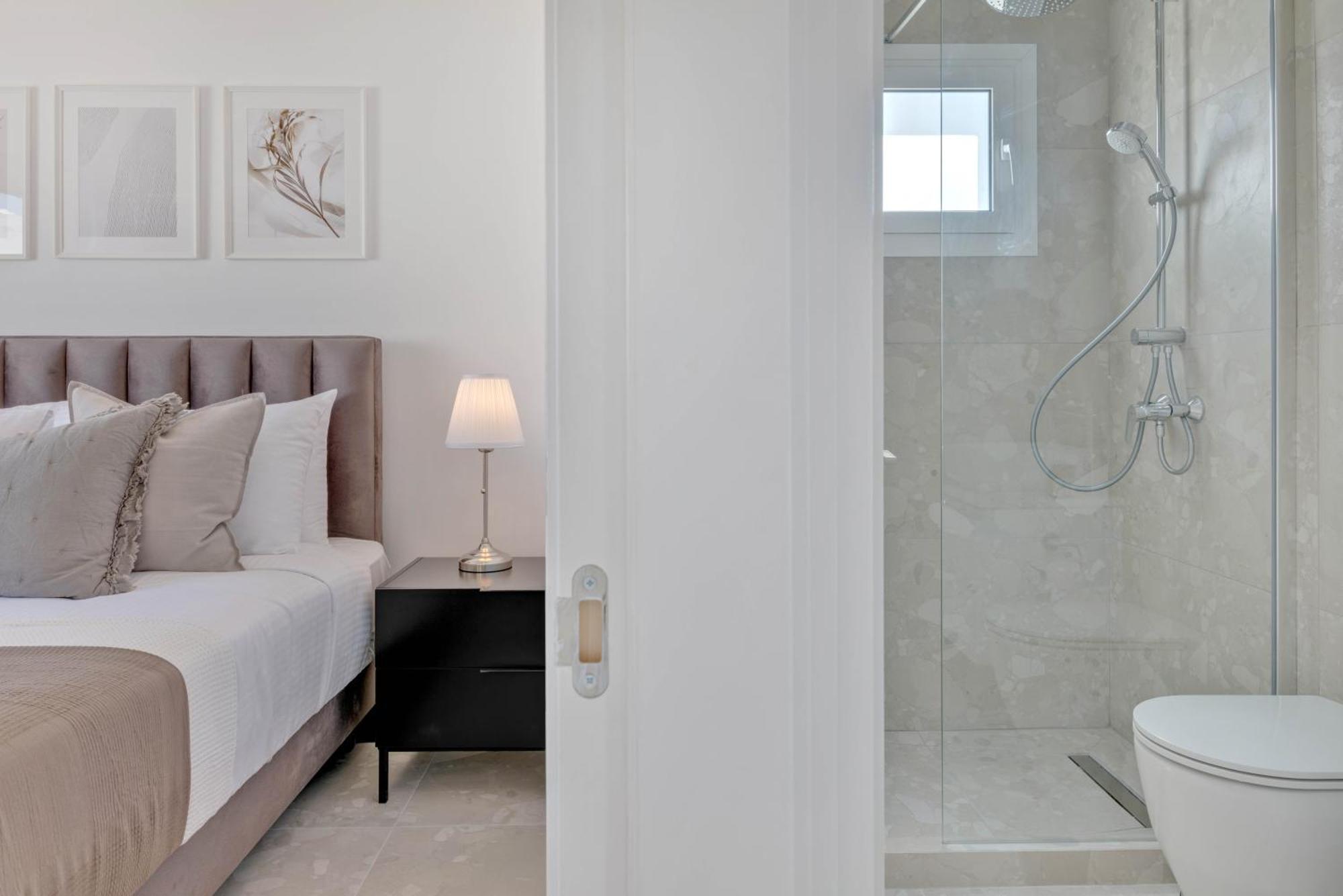 Phaedrus Living: Seaview Luxury Flat Limnaria 150 Apartment Пафос Екстериор снимка